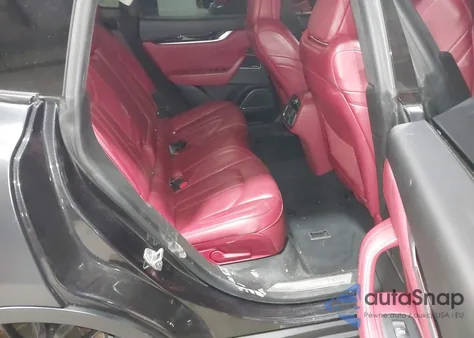 2019 Maserati Levante Gransport z USA, uszkodzony, nr VIN ZN661XUS3KX318697